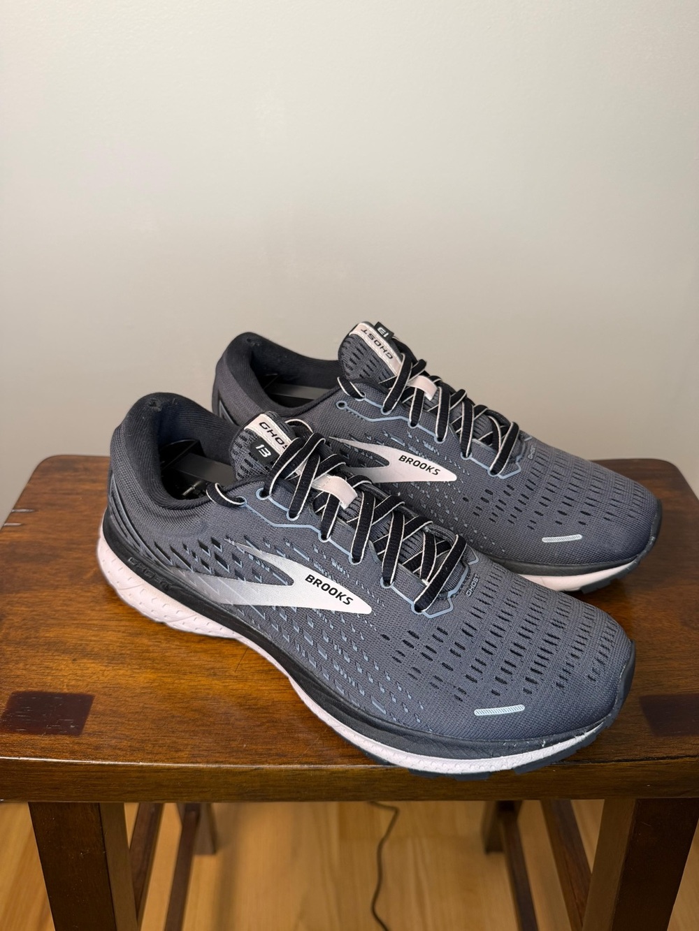 Brooks Ghost 13 Women’s Size 10 Black Pearl Hushed Pink Running 1203381B062